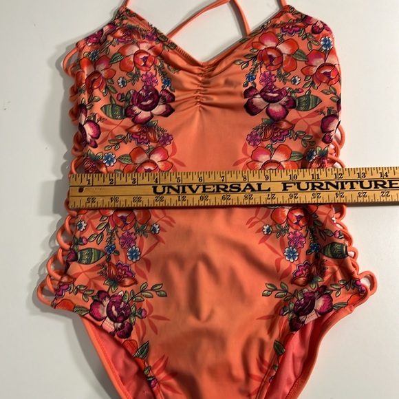 True Craft Size Med Floral One piece in Coral with Looped decorative sides. - Picture 8 of 9